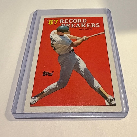 Mark McGwireRare Error! 1988 Topps Baseball Card Vintage Collectible # 3